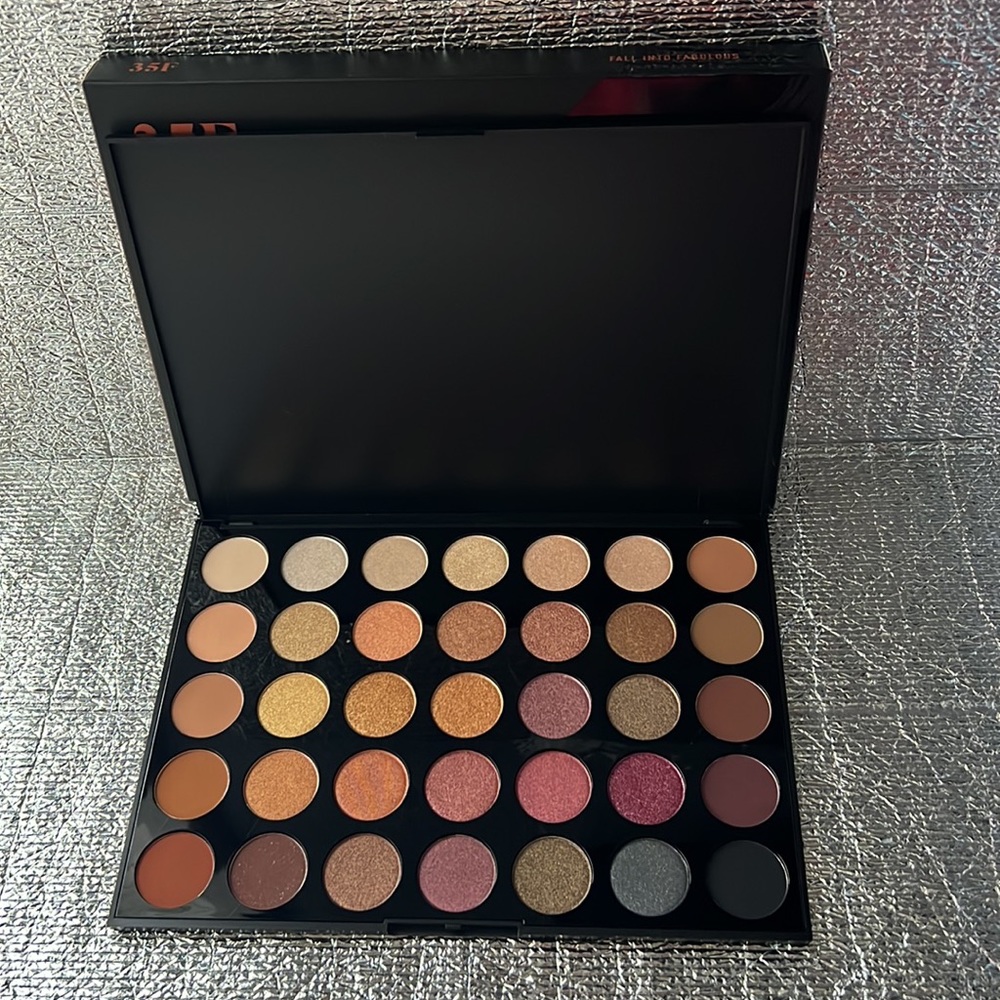 Morphe 35F Fall Into Fabulous Palette